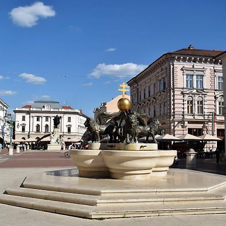 Szeged Suncity Apartman セゲド エクステリア 写真