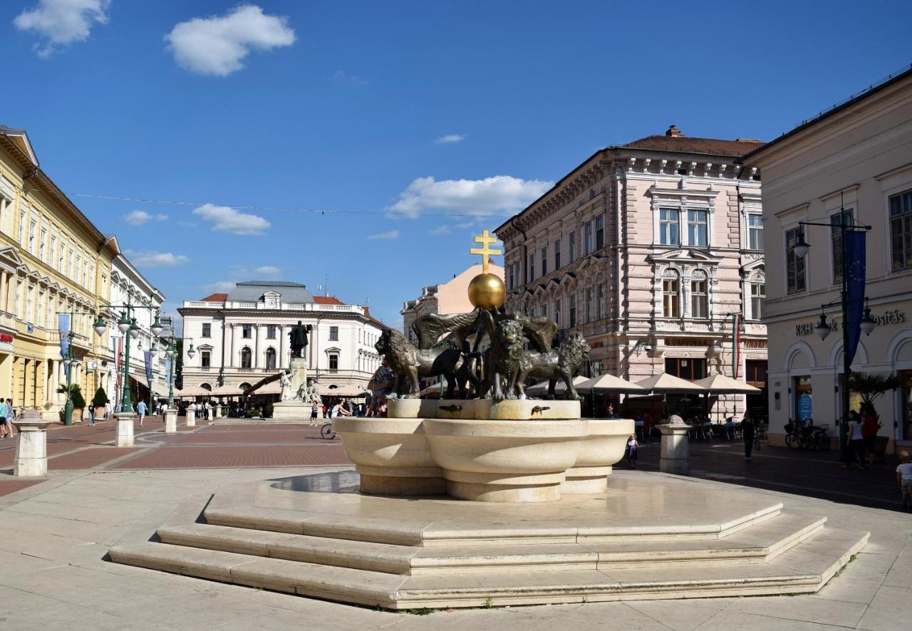 Szeged Suncity Apartman セゲド エクステリア 写真